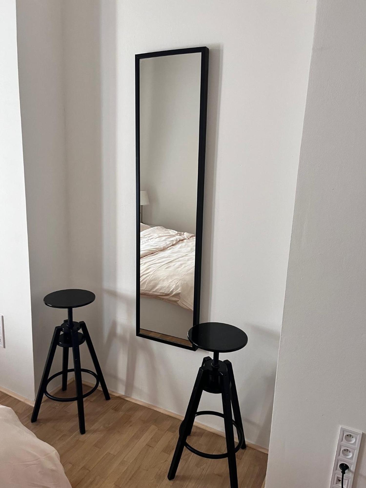 New City Centre Garden Apartment - Central Location Прага Екстериор снимка