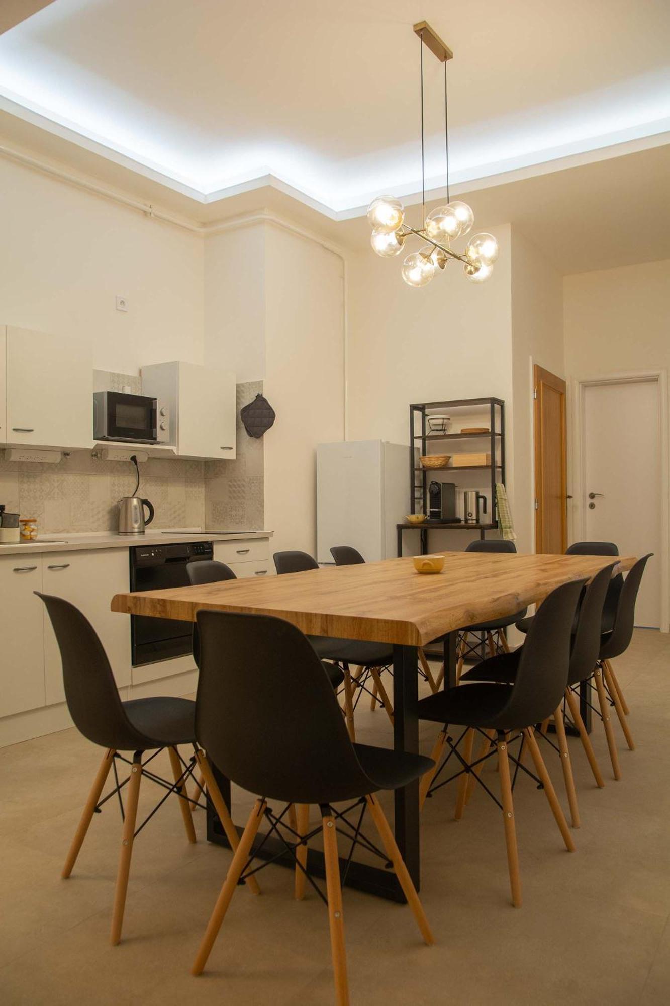 New City Centre Garden Apartment - Central Location Прага Екстериор снимка