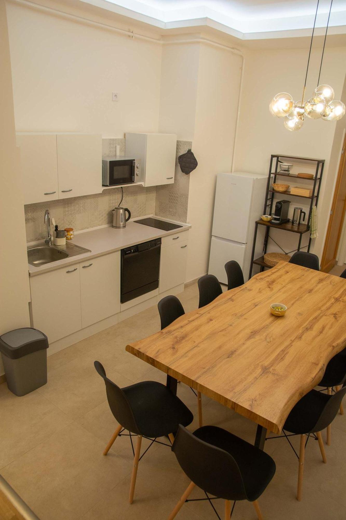 New City Centre Garden Apartment - Central Location Прага Екстериор снимка